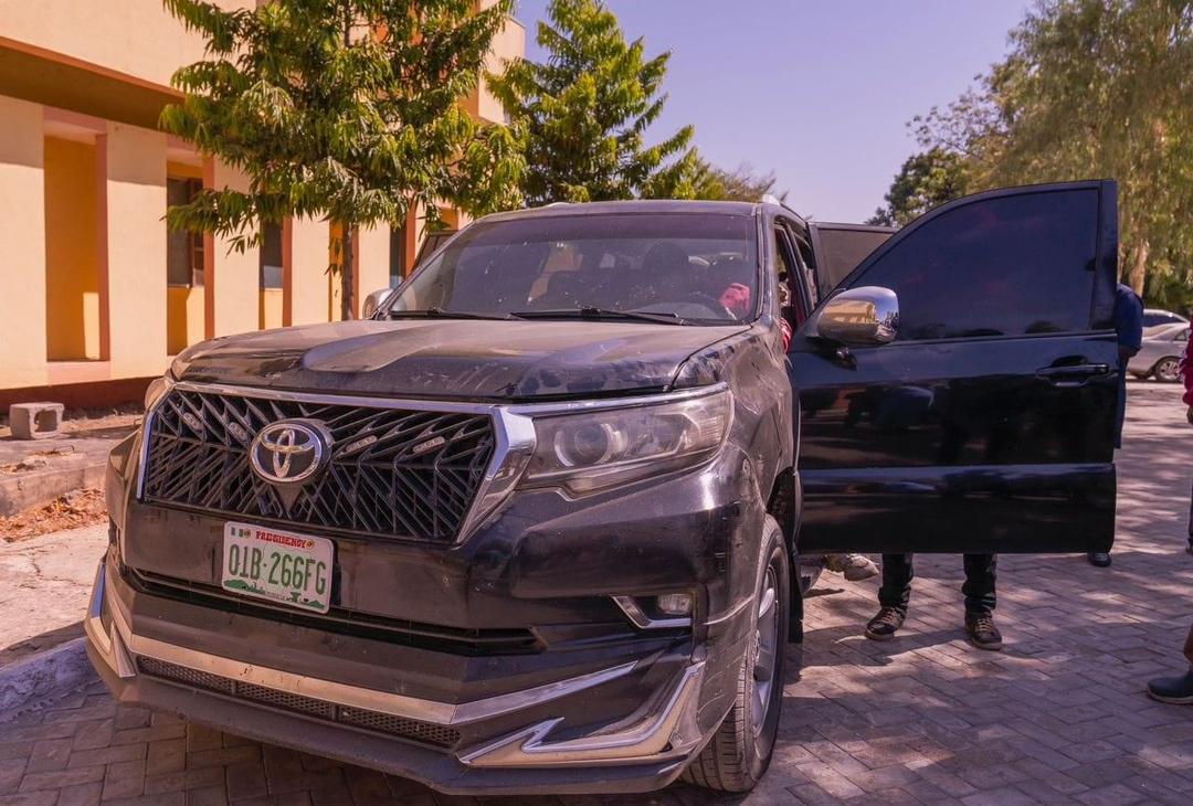 PHOTOS: DRUG BARONS WITH FAKE PRESIDENTIAL PLATE NUMBER,ID CARDS  INTERCEPTED IN YOLA.